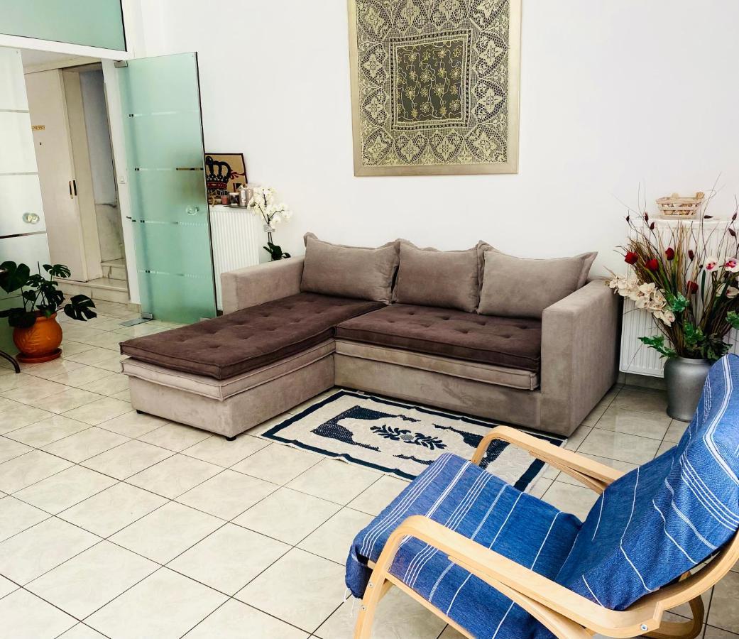 Alina Classic Hotel Loutra Aidhipsou Exteriör bild