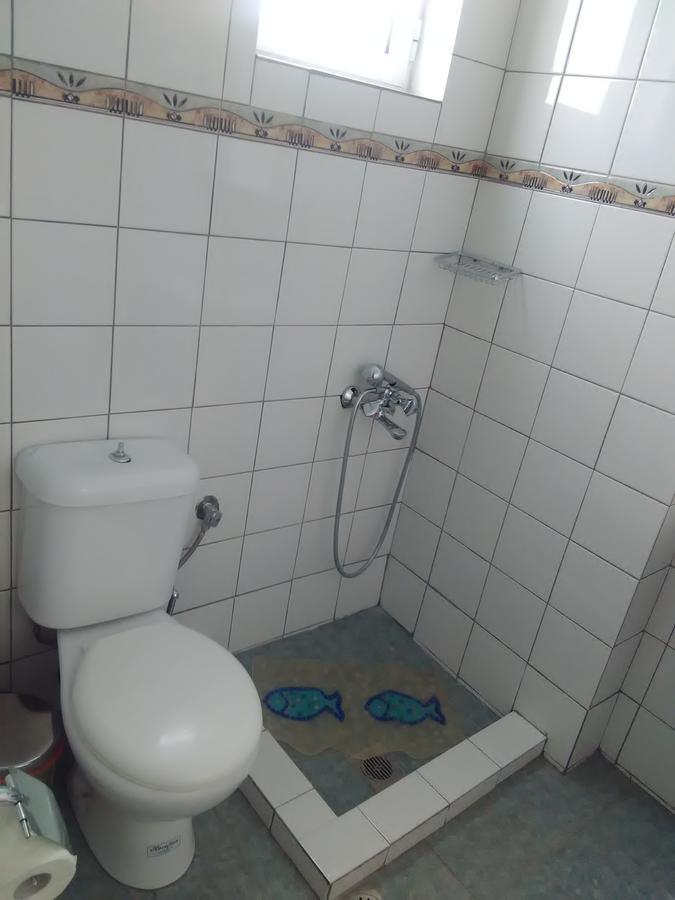 Alina Classic Hotel Loutra Aidhipsou Exteriör bild