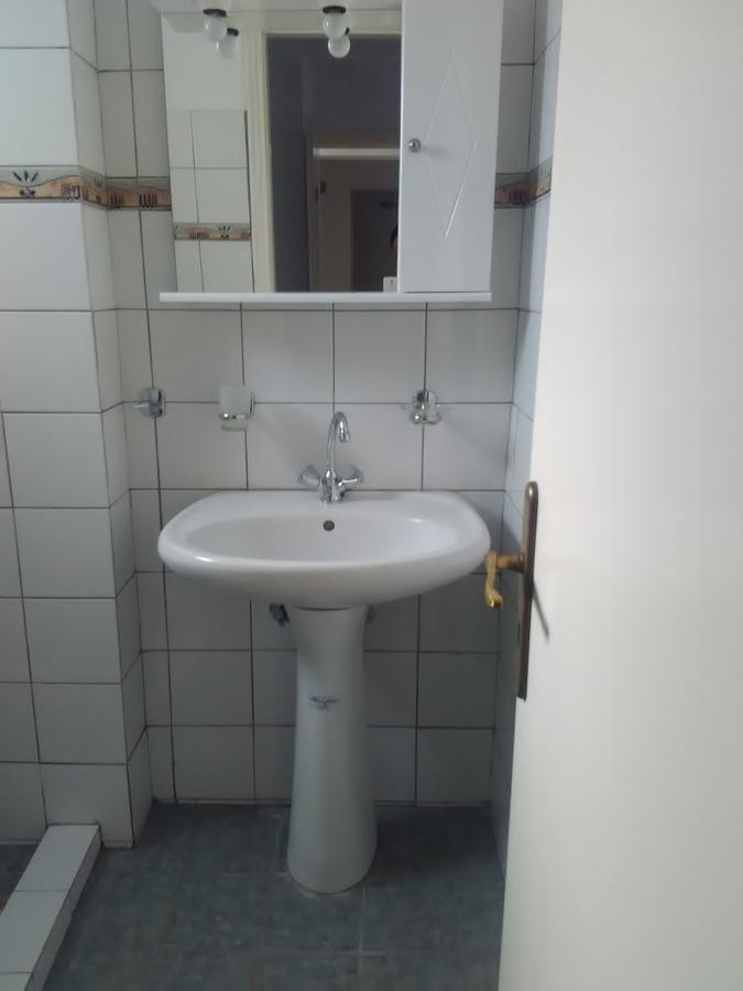 Alina Classic Hotel Loutra Aidhipsou Exteriör bild