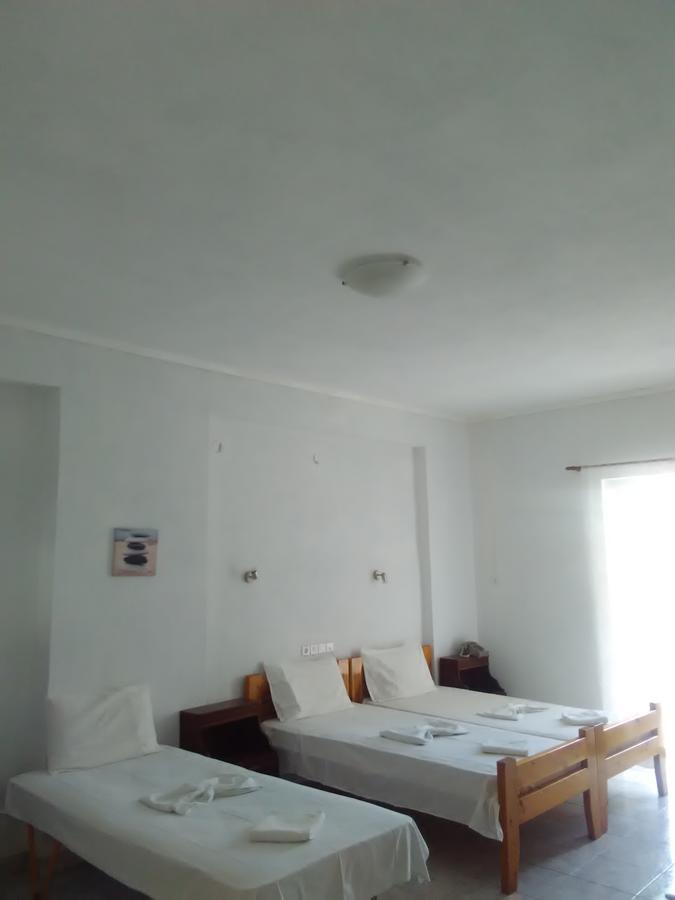 Alina Classic Hotel Loutra Aidhipsou Exteriör bild