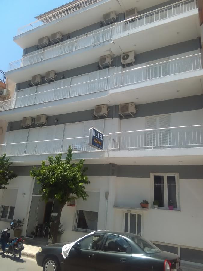 Alina Classic Hotel Loutra Aidhipsou Exteriör bild