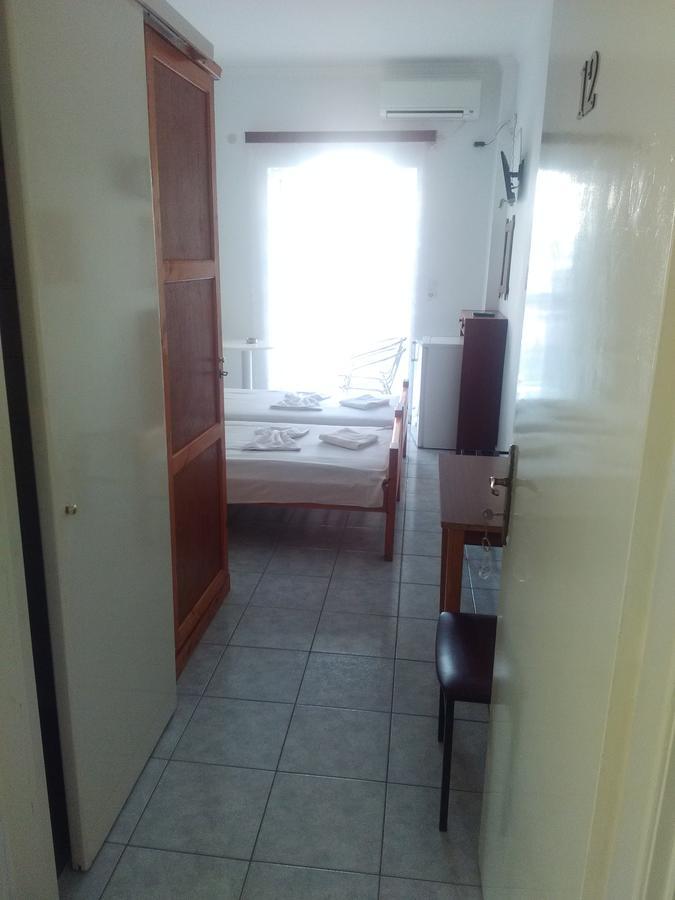 Alina Classic Hotel Loutra Aidhipsou Exteriör bild
